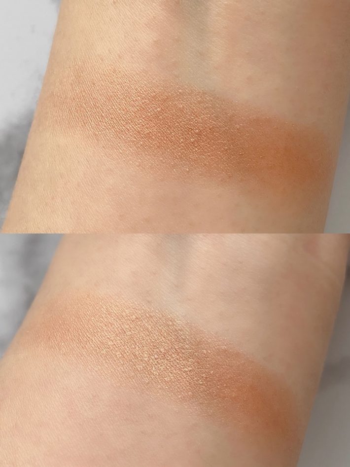 華やかなゴールドパールがぴたっと密着