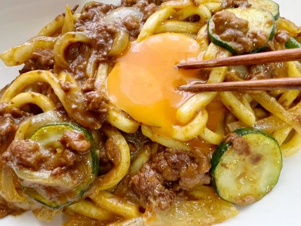 卵黄をくずしていただきます