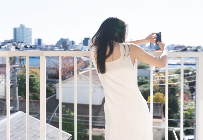 スマートフォン　女性　