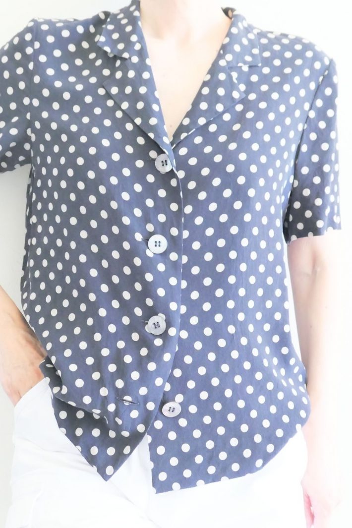 アイテム２７「交換したブラウス」