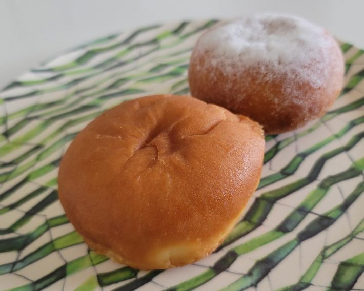 （手前から）クリーム、つぶあん