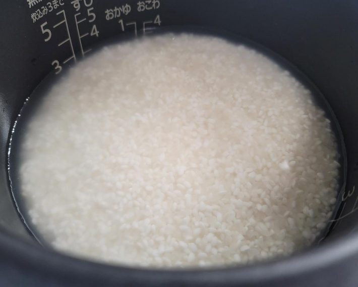 うるち米ともち米は、半々（5:5）でブレンドする