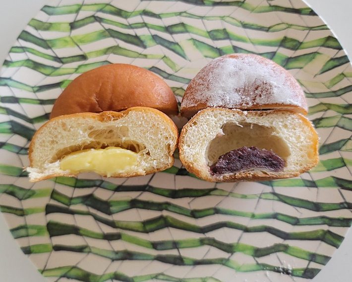 クリームとあんこの量はひかえめ。ずっしりタイプではない