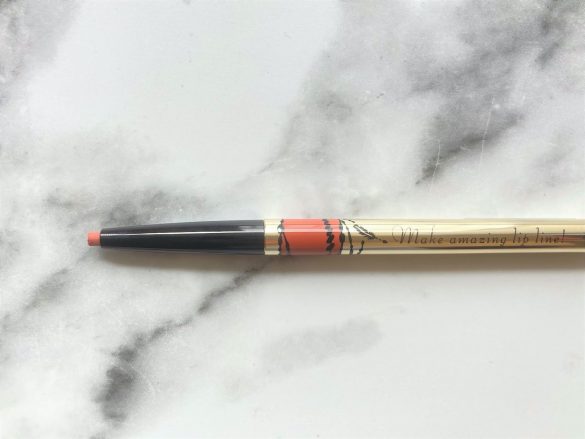 プチプラのリップライナーといえばこれ！