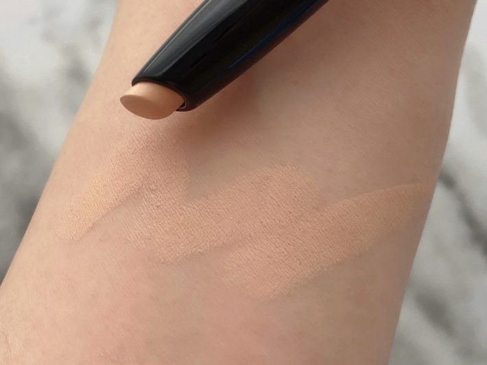 凹凸にフィットするやわらかタッチ