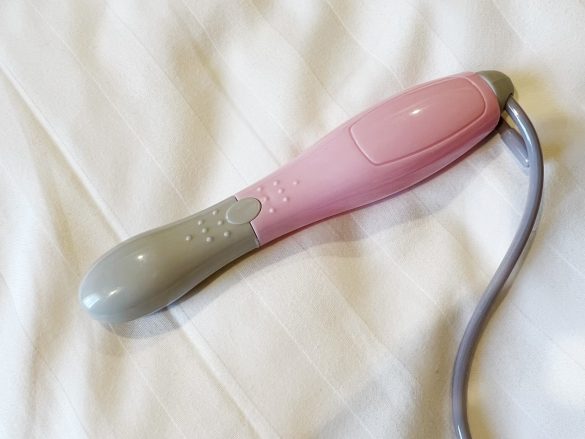 持ち手は滑り止めつき