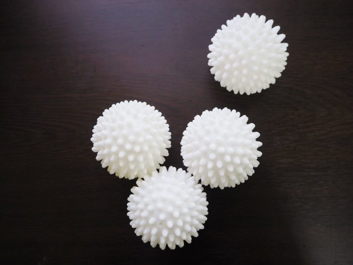 グッと握ると少し潰れるくらいのかたさ