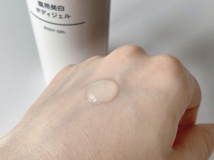 夏のボディケアならさっぱりタッチのジェルがいい