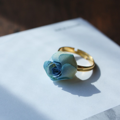 Kino.Q「溶ける指輪　バラのつぼみ」