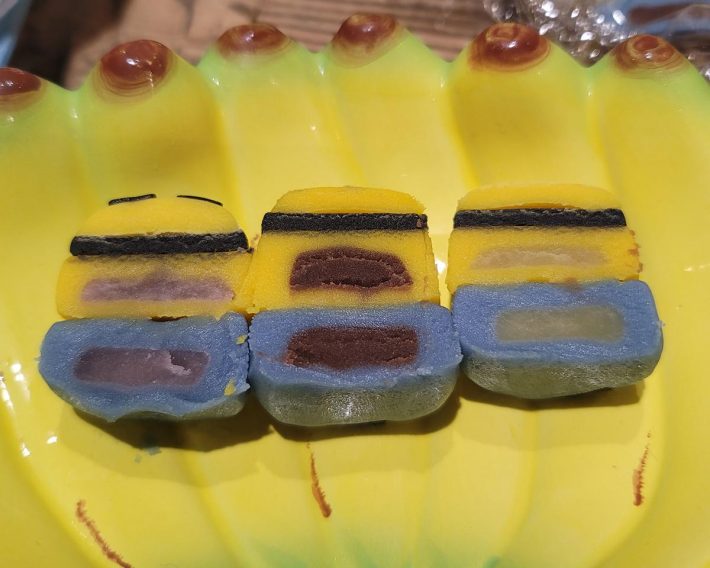 （左から）ストロベリー餡（スチュアート）、チョコレート餡（ケビン）、バナナ餡（ボブ）