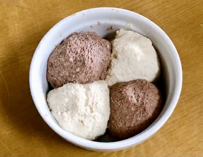 豆腐の腸活パンを容器に入れた写真