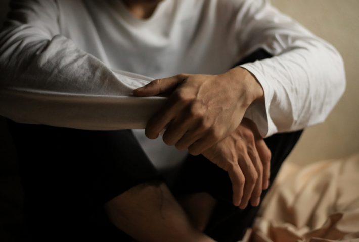 真面目な人ほどカルトにハマりやすい？最近の勧誘手口が進化していた