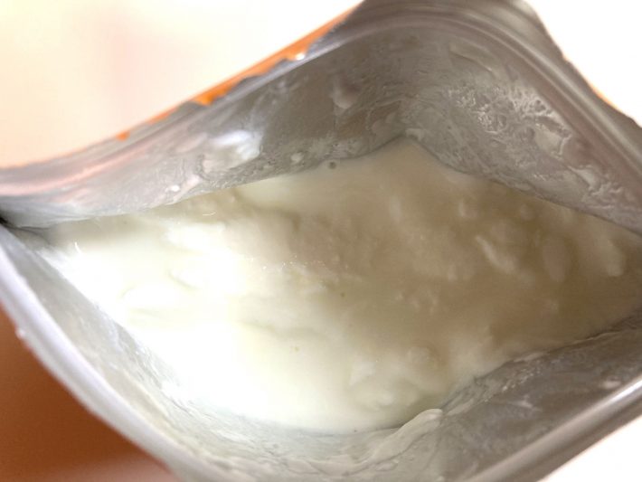 大きく開くので、スプーンですくいやすい