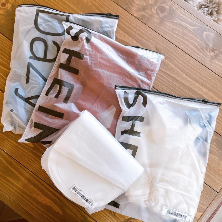 激安ファッション通販「SHEIN」の服