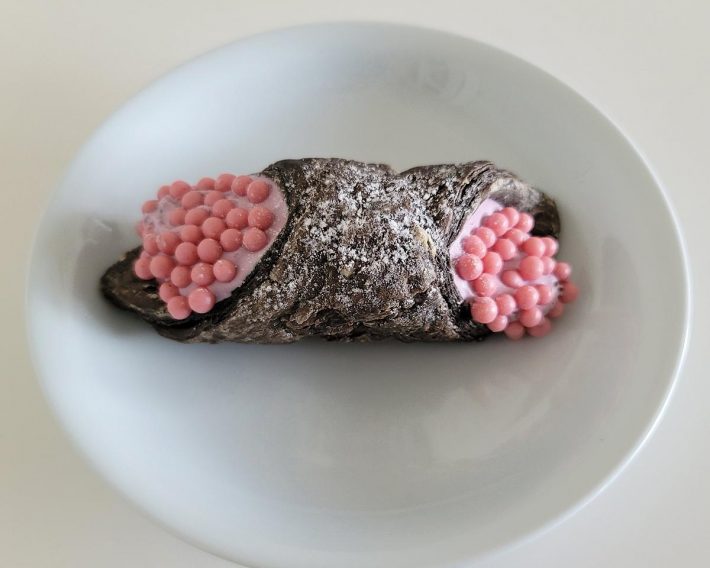 クリームパイ ブルーベリー＆ココア／300円（税込）