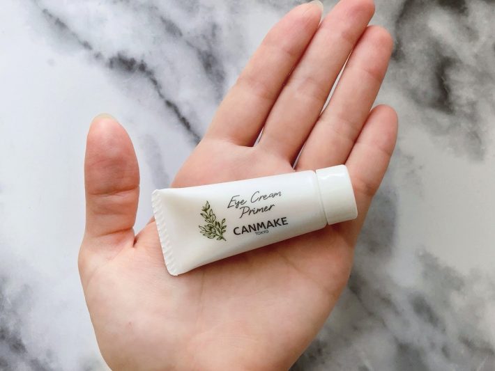 キャンメイクのアイシャドウベースで夏のうっかり小じわを防ぐ