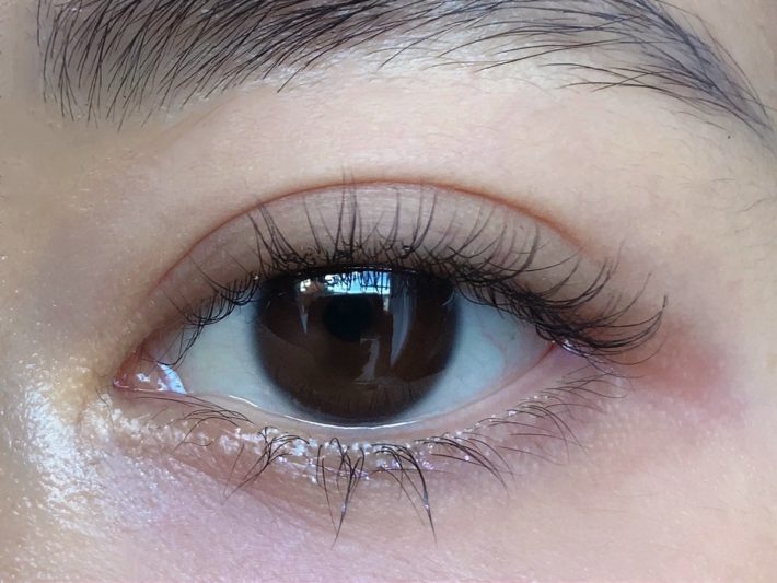 さり気ないのに効果あり！うるっと涙メイク