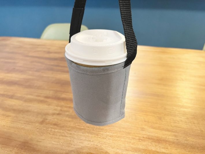 セリアのドリンクカップホルダー