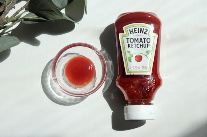 ケチャップは酸味が強くスパイシー