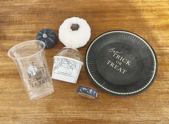 100円ショップのハロウィーングッズ