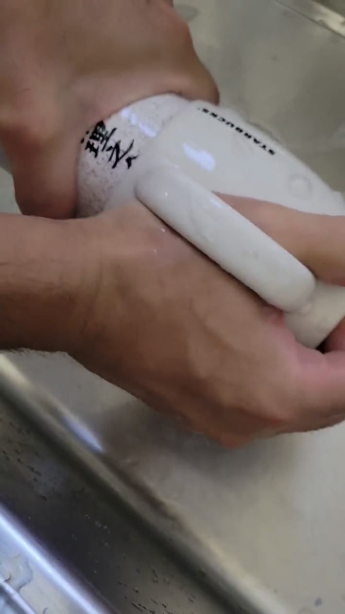 湯呑みとマグカップ