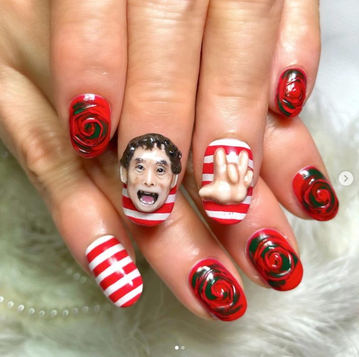 ネイルを飾っている人も