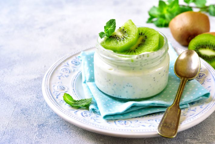 ヨーグルト　キウイフルーツ
