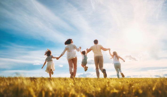 ルポ［新しい家族］の肖像