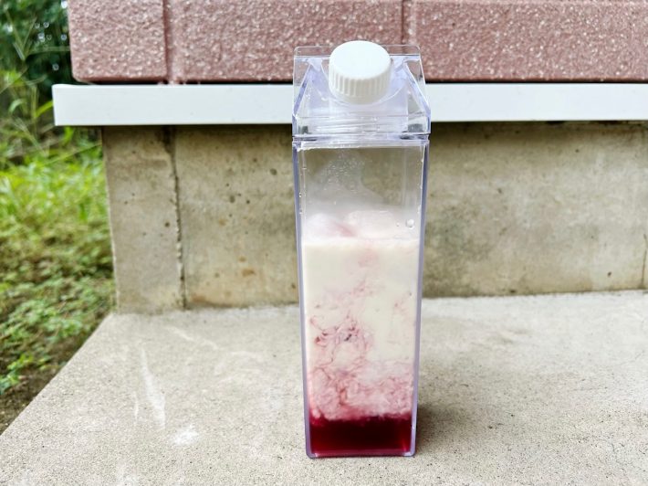 ピンクと白のキレイな2層になった