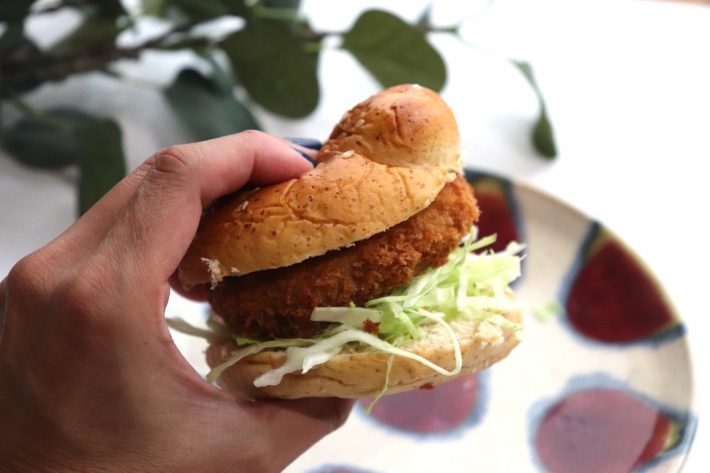 さつまいもコロッケバーガー