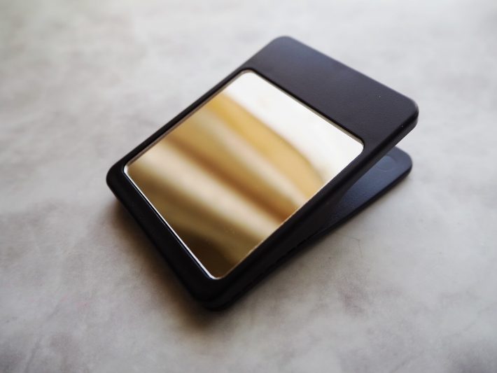 サイズは5.1cm×2.5cm×6.7cm