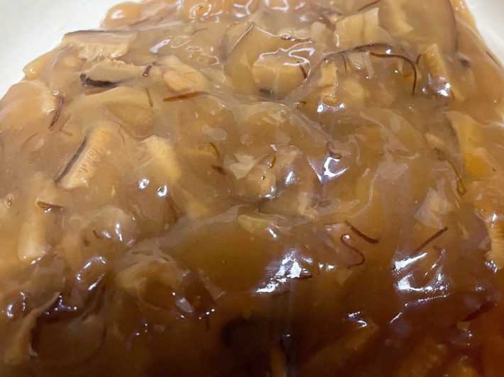 ドロッとした濃縮スープが入っています