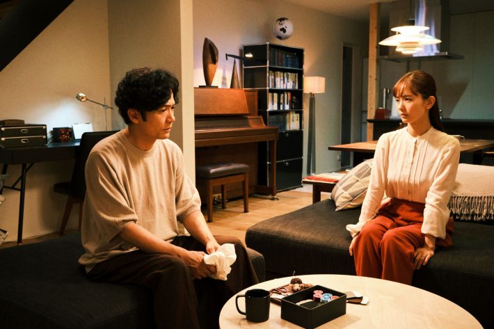 ©2022「窓辺にて」製作委員会