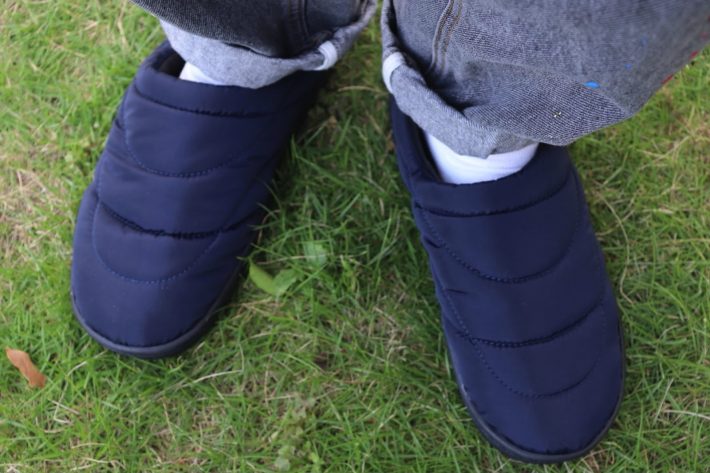 見るからに保温性が期待できそうです