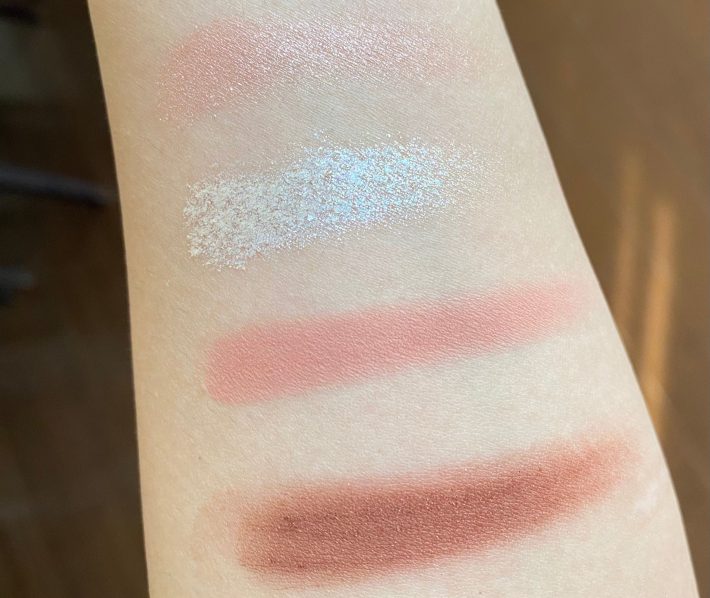 マジョリカマジョルカ　アイシャドウ「シャドーフラッシュ」