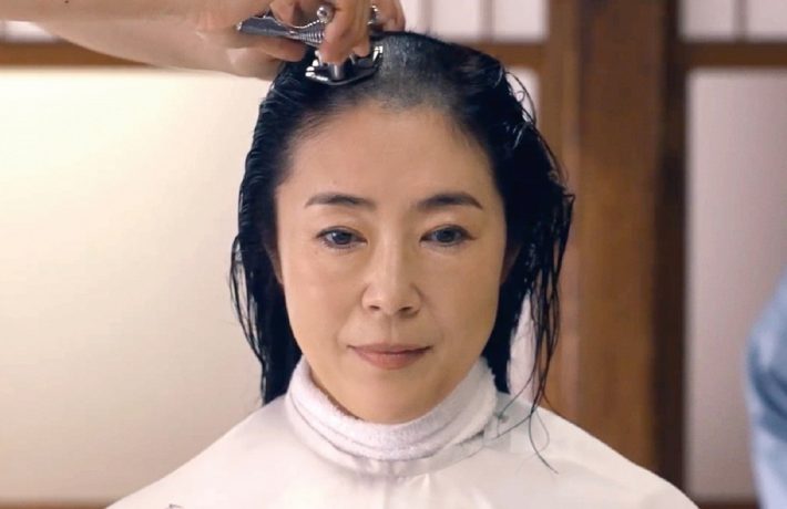 演じてきた役は、もう全然痛みはしない傷痕のような感じ