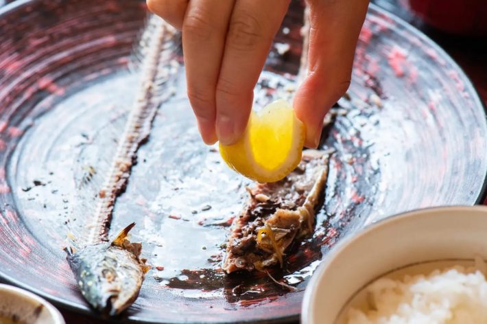 はらわたにレモンをかけて