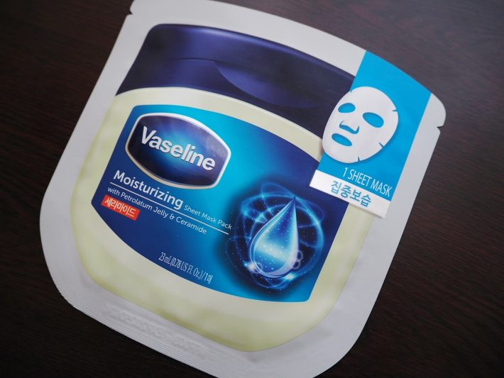 クリームタイプの保湿シートマスク