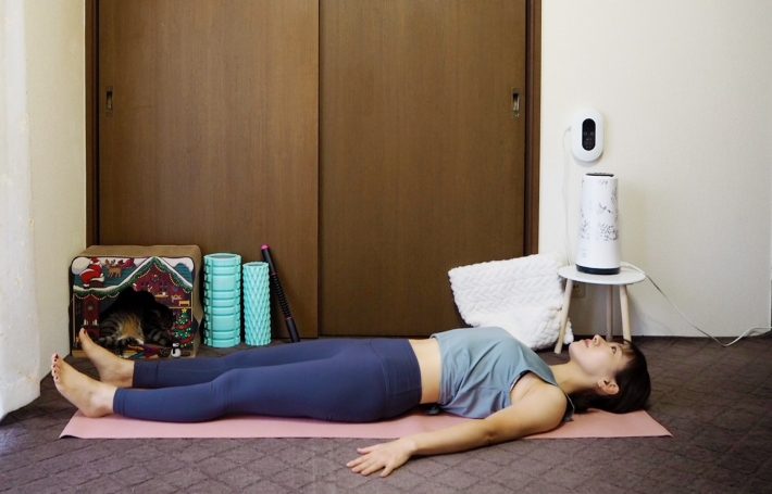 （1）仰向けになる