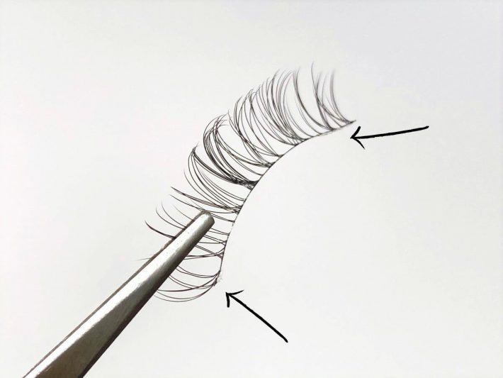 両端の接着剤を取り除く