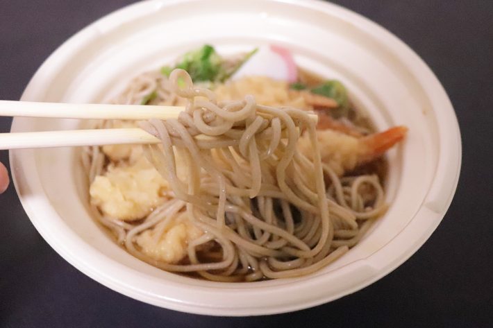 セブンイレブン『海老天二八そば3本入』