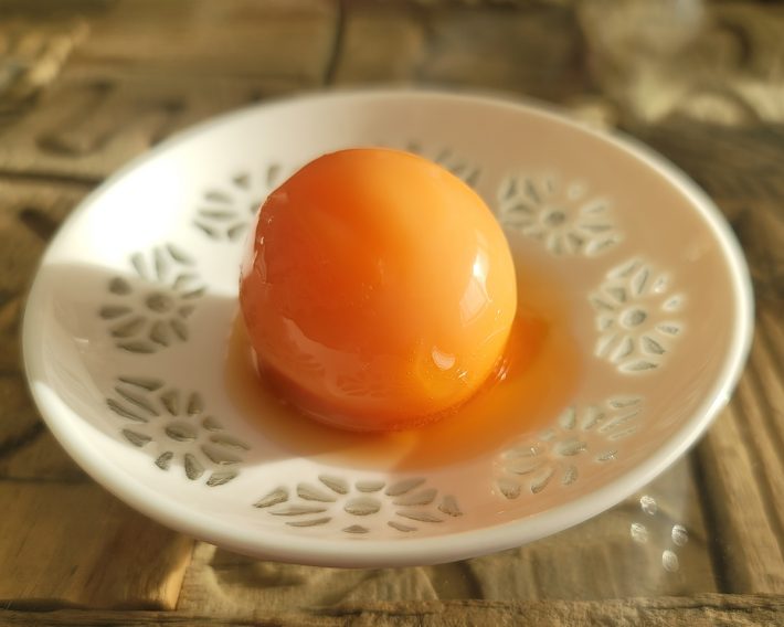 存在感のある濃厚な色合いと存在感に感動します