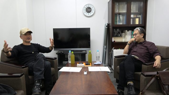 左から平山夢明氏、春日武彦氏