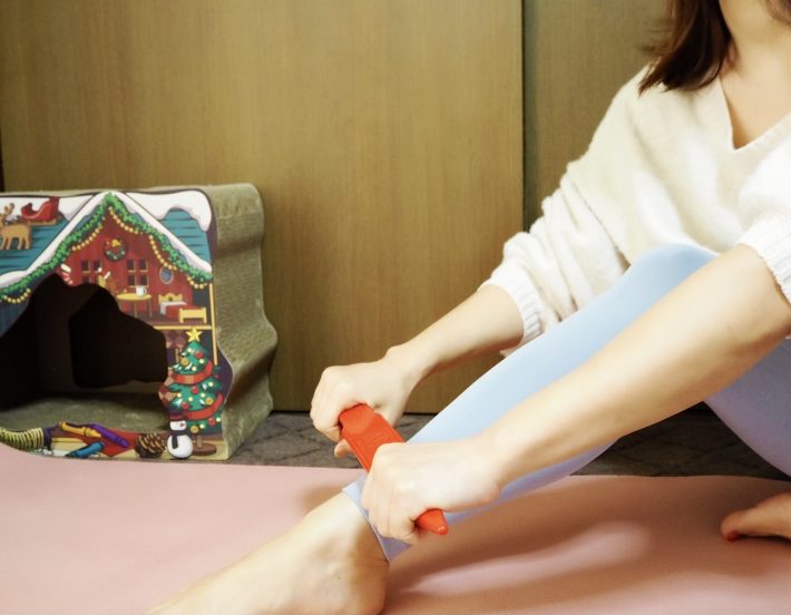 前側は骨にあたらないようにやさしく