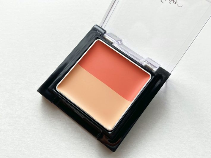 ヴィセ爆売れコンシーラーの秘密は“赤の仕掛け