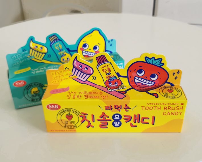 SSB ハブラシキャンディ（ストロベリー味、レモン味）　各289円（以下、税込）