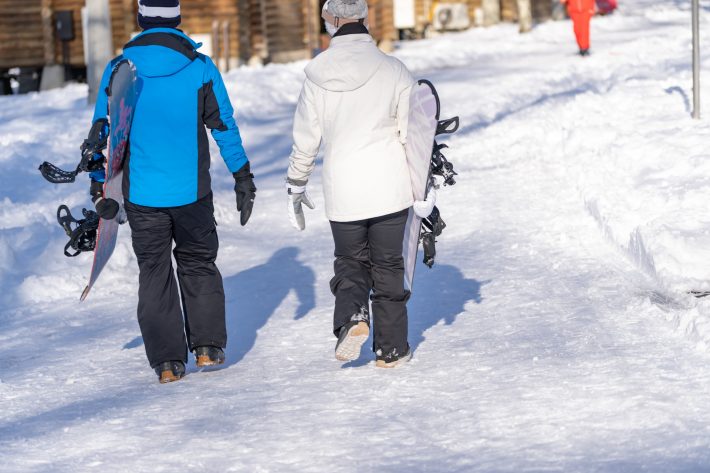 なぜか見知らぬ女子2人と一緒に
