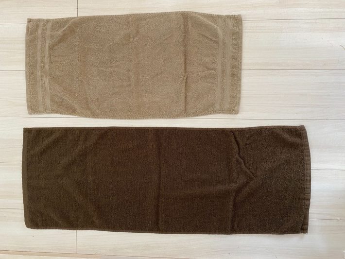 上：我が家にあった一般的なボディタオル　下：ワークマンプラスの『極長いタオル』