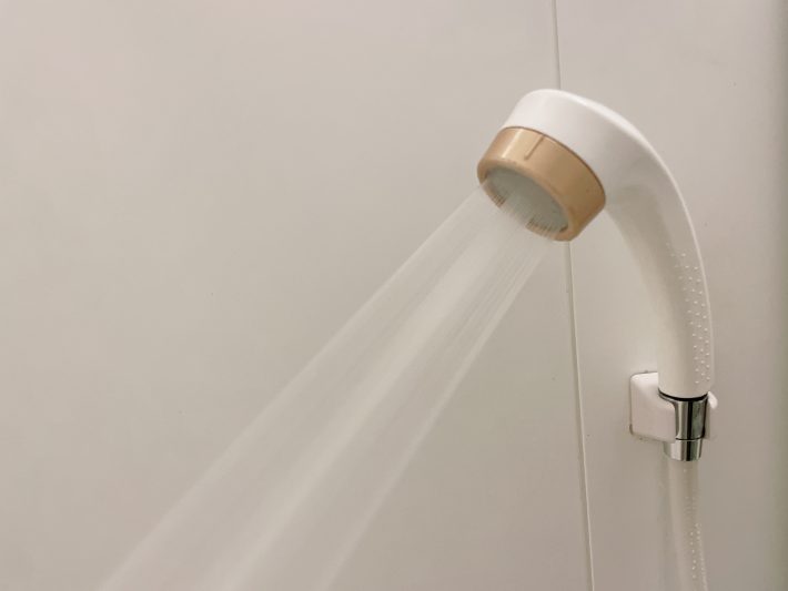 シャワー