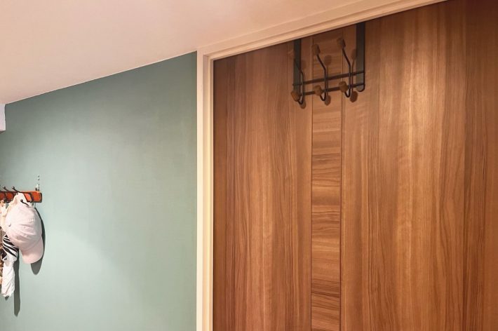 折りたたみドアハンガー